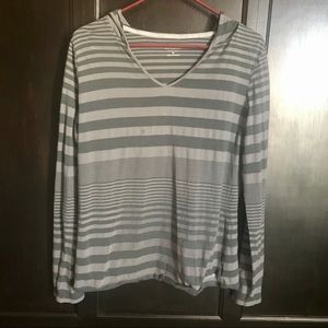 Calvin Klein hooded top. XL